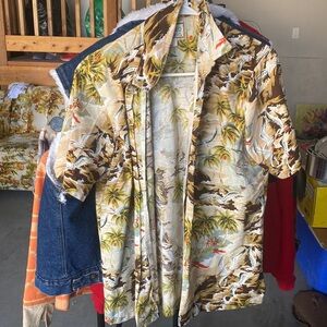 Vintage Hawaiian shirt